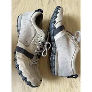 Y2K Diesel Vintage Shoes Women's 9 VIV Cream Leather Suede Walking Tennis Shoe